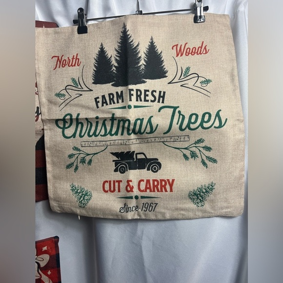 Christmas Canvas Festive Pillow Case Set Of 4 Zipper Bottom Brand New Farm House - Picture 5 of 7